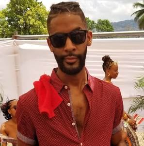 Meet your Posher, Darius